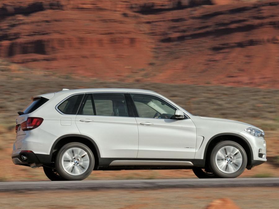  BMW X5 xDrive 3.0d 2013 года  (фото 12 из 30)